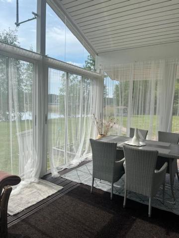 Wonderful Cottage By The Lake Hautjarvi Экстерьер фото